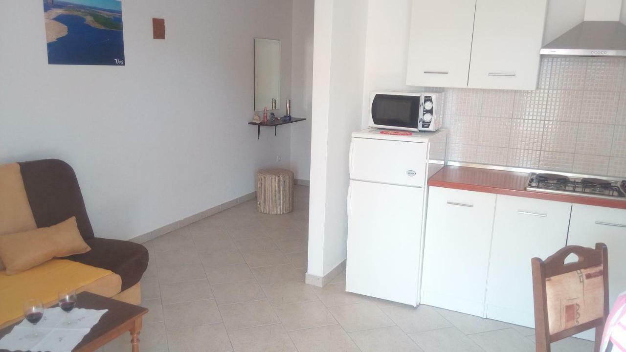 Apartments Ruzmarin Vrsi Buitenkant foto
